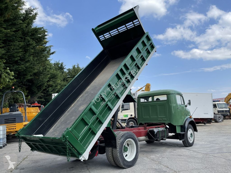 Kamion Mercedes 4X2 Tipper Manual Gear...