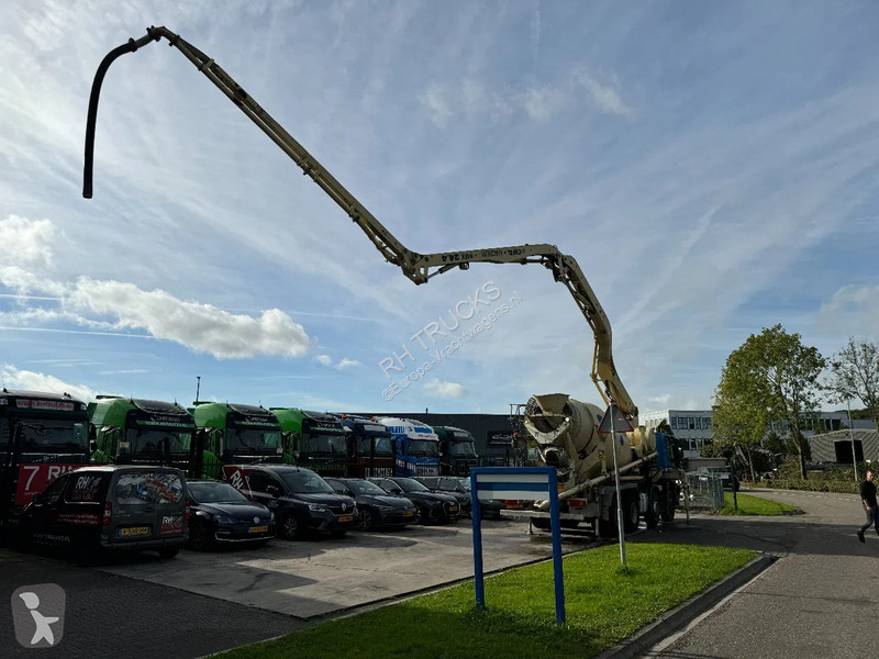 Camion Iveco 410 8X4 CIFA PUMP 24M + MIXER FULL...