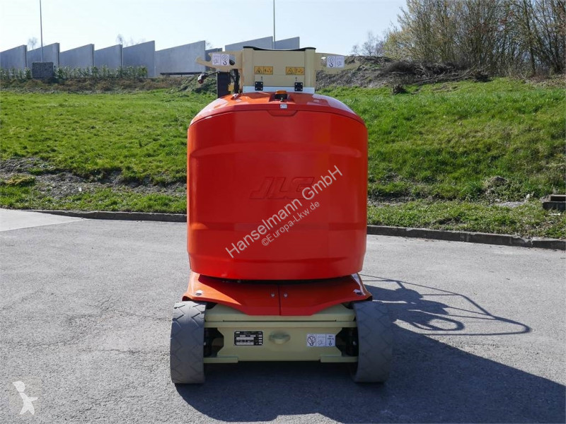 Piattaforma aerea JLG 12E Plus