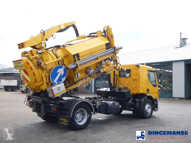 Camion DAF 55220 4x2 RHD Whale vacuum tank 7.5 m3