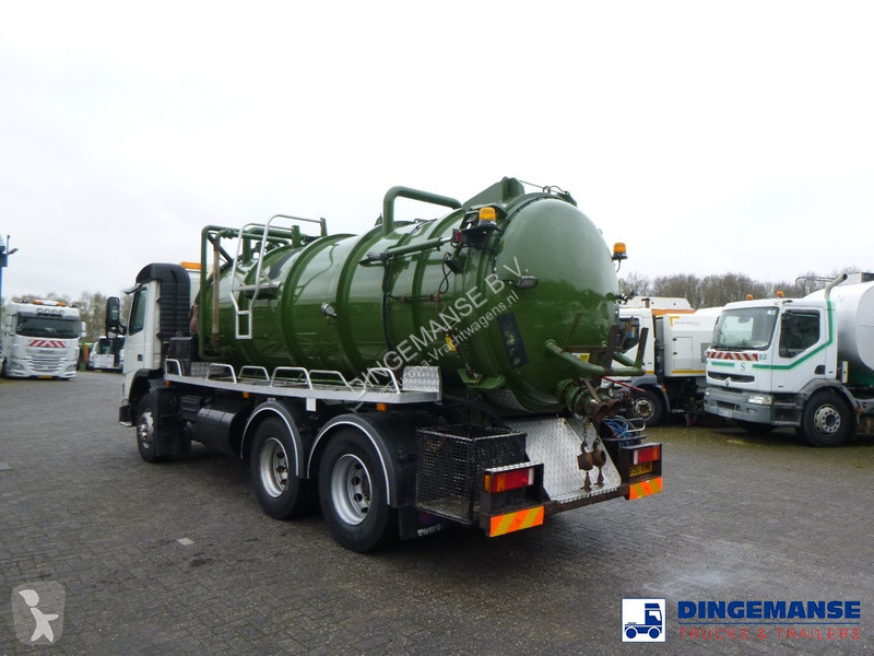 Lastbil Volvo FM7 290 6X4 RHD vacuum tank 13.7 m3