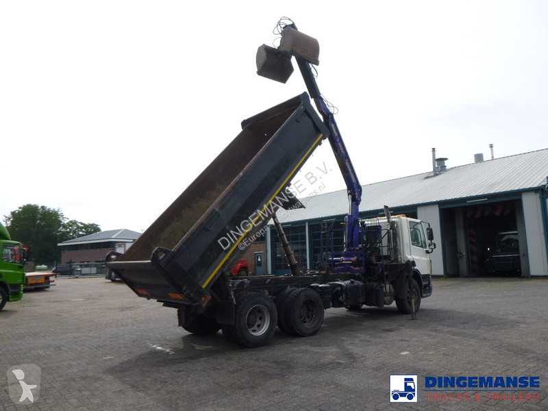 Camion DAF 75310 6x4 RHD tipper + HMF 1144 K-1...