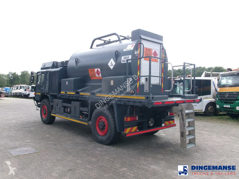 Camion MAN HX 18.330 4X4 RHD fuel tank 5.5 m3
