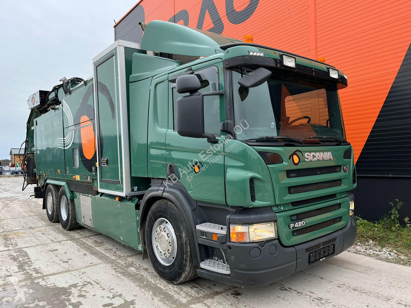 Kamion Scania 420 6x2*4 DISAB EN VAC 12,5 m3