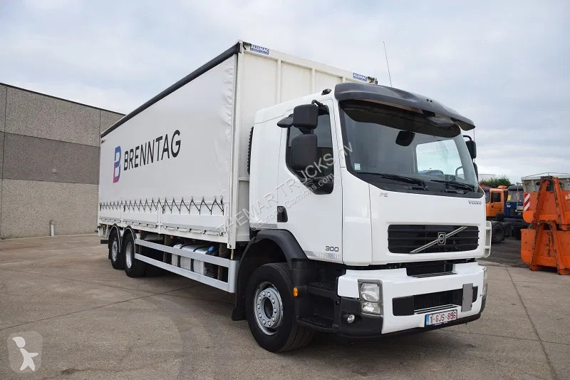 Camion Volvo 300
