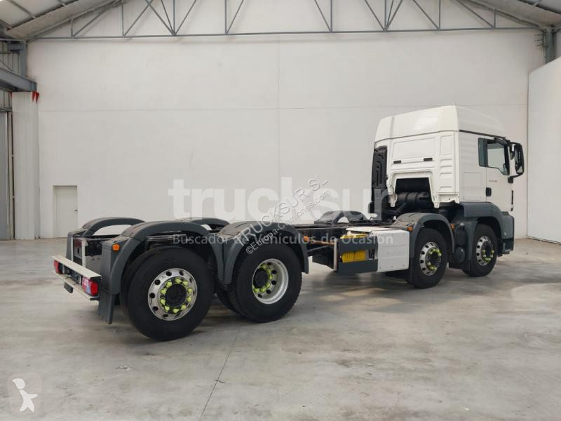 Camion MAN 35.400 8X2*6
