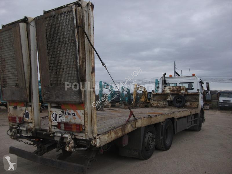 Camion Mercedes 2533