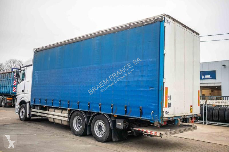 Kamion Mercedes ACTROS...