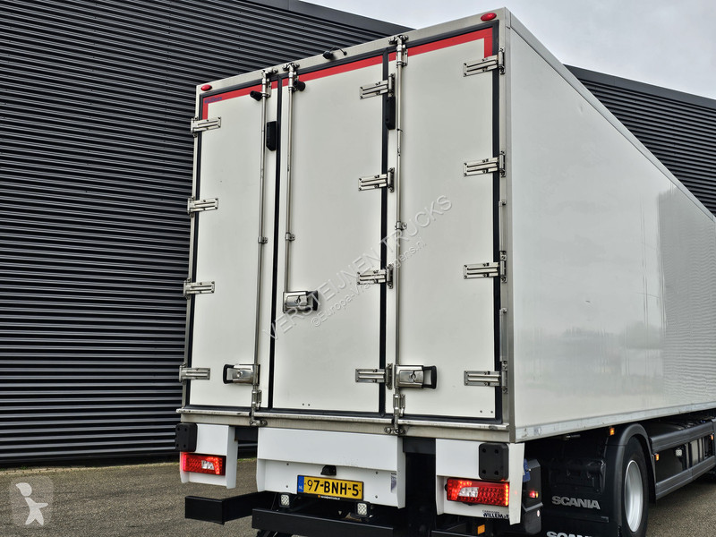 Kamion Scania P250 4X2 / FRIGOBOCK / BW