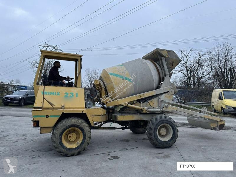 Camion Comet Trimix 231