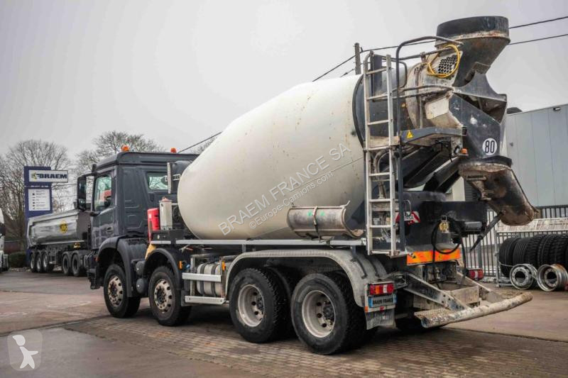 Camion Mercedes  AROCS 3236 BB+LIEBHERR 9M3
