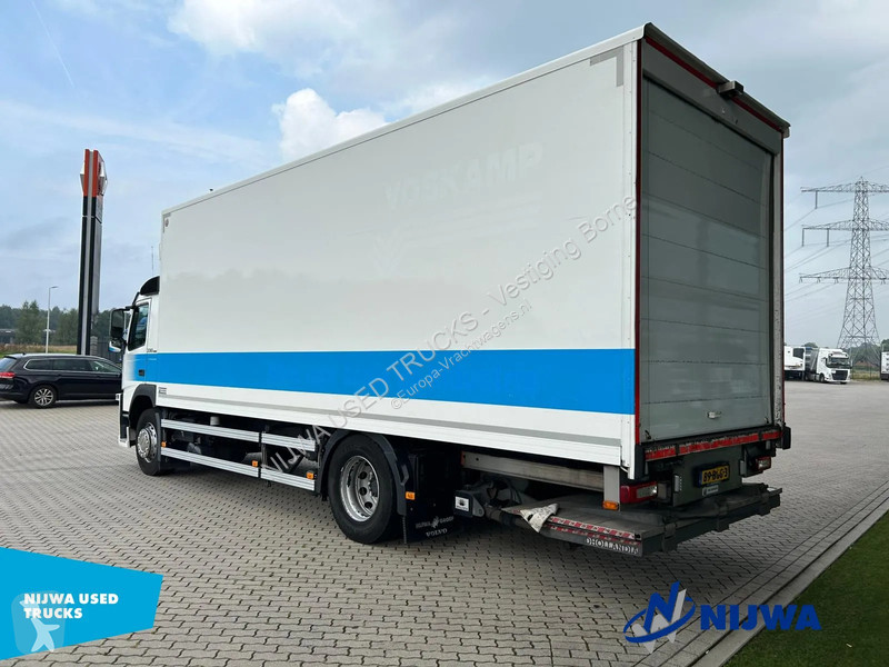 Camion Volvo 330 Schuifzeil + Laadklep