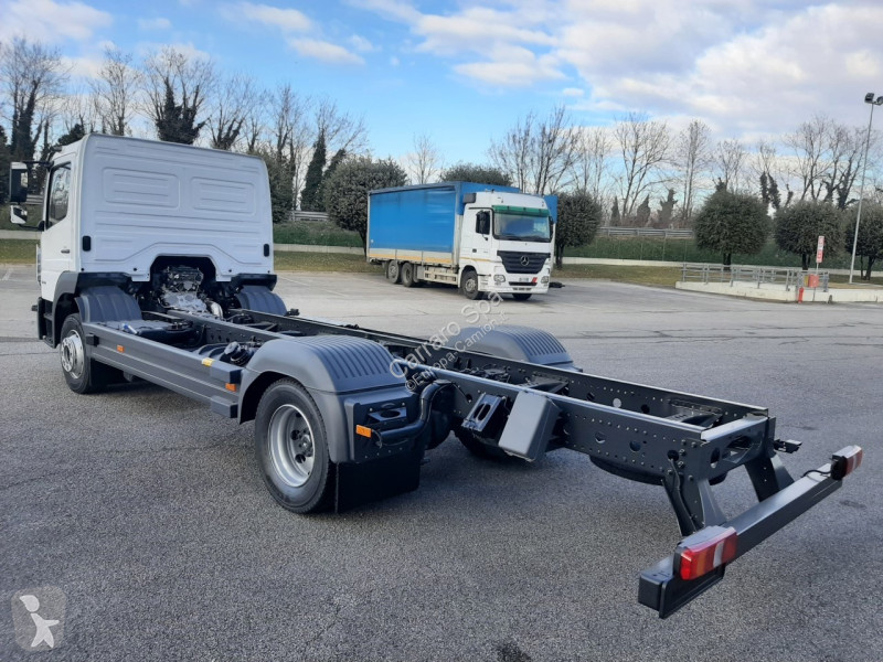 Camion Mercedes ATEGO DISTRIBUTION L