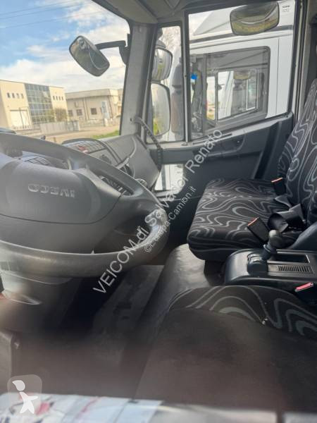 Vrachtwagen Iveco