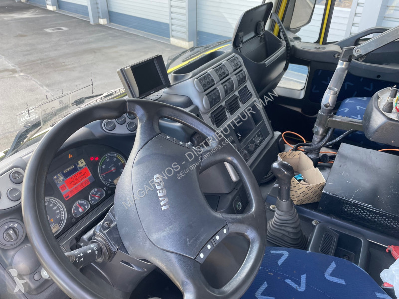 Vejarbejde Iveco  TRAKKER