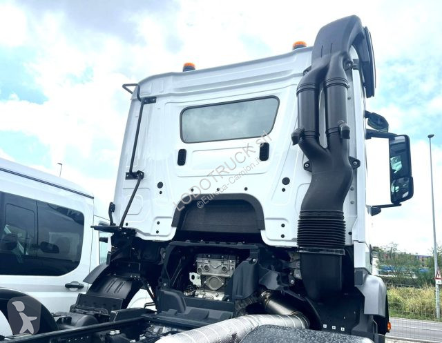 Camion Mercedes AROCS 4151 K 8X4/4
