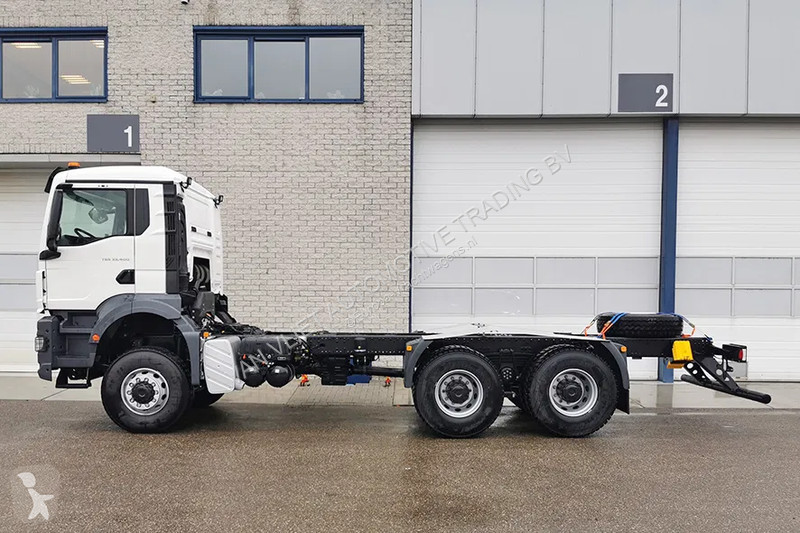 Kamion MAN 33.400 BB CH Chassis Cabin