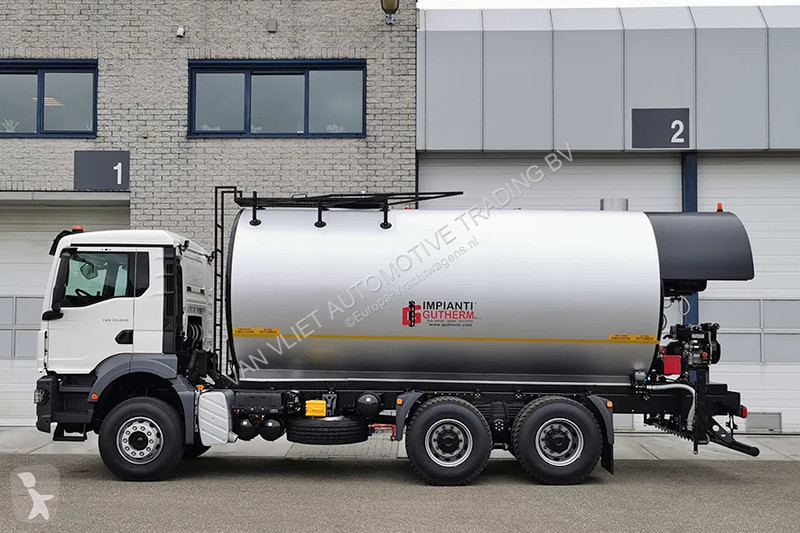 Camião MAN 33.400 BB CH Bitumen Tank Truck