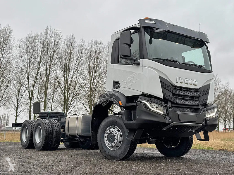 Kamion Iveco T-Way AD380T47WH-4500 Chassis...