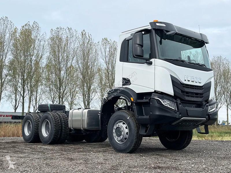 Kamion Iveco T-Way AD380T47WH-3800 Chassis...