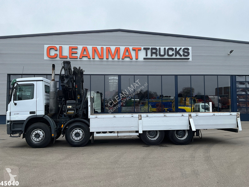 Camion Mercedes 4141 8x4 manual Hiab 32...