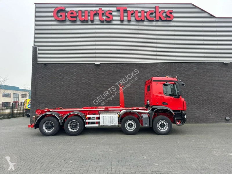 Kamion Mercedes 8X4 VDL S-30-6600...