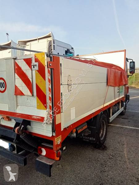 Camion Nissan