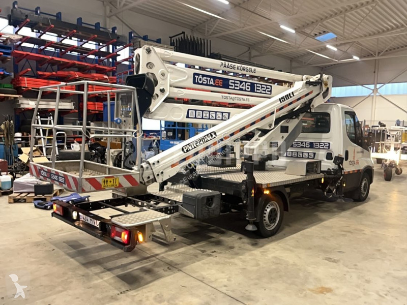 Furgoneta Iveco PNT220 NLX on 2021 Iveco Daily...