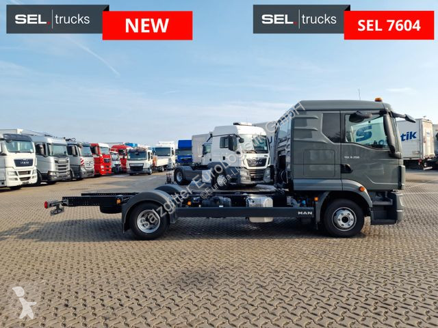 Lastbil MAN 8.250 4x2 BB /...