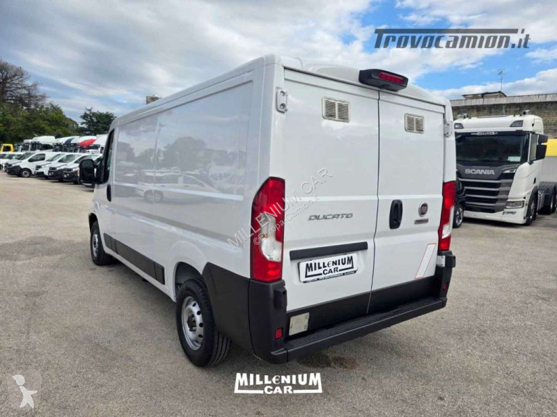Autoutilitară Fiat L2H1 KM 77000 2022