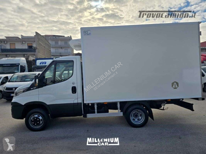 Veicolo commerciale Iveco 35-15 EURO 6 CELLA...