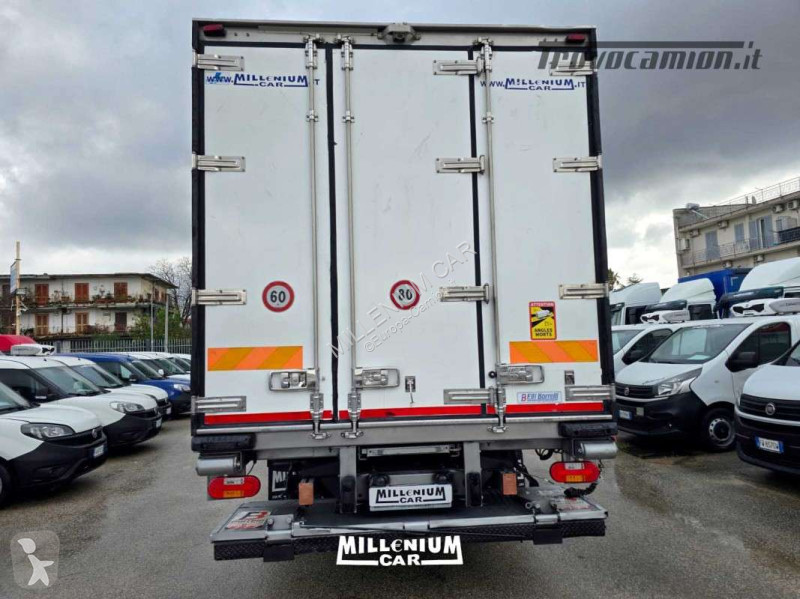 Kamion Iveco 140E22 CELLA 6,70 GRUPPO PEDANA...