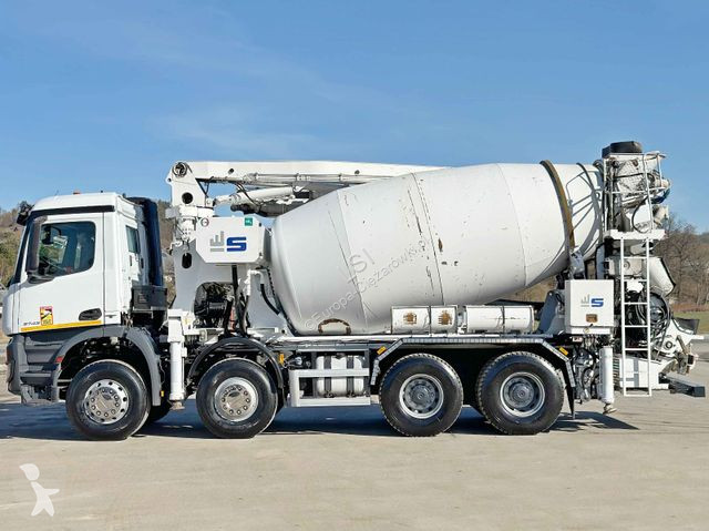 Camion Mercedes AROCS 3743 * Betonpumpe + UNK *...