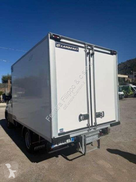 شاحنة Iveco 35-15