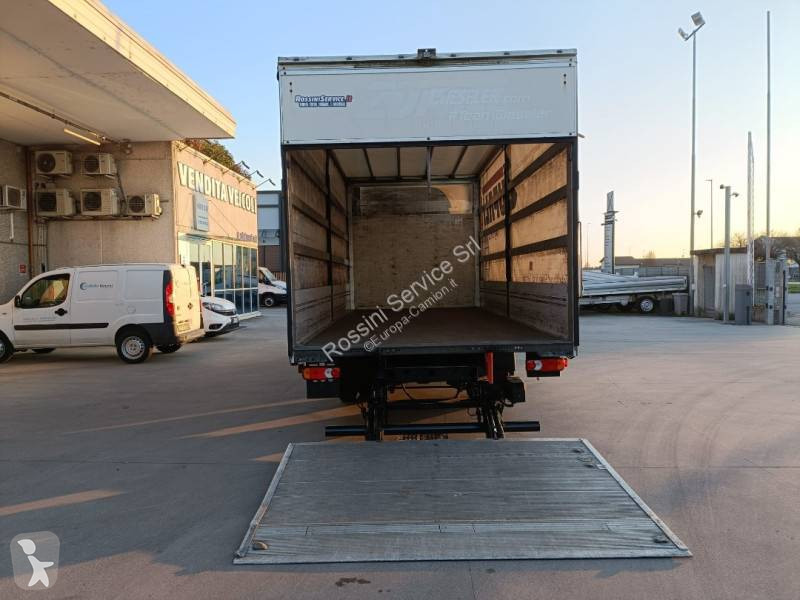 Camião Iveco