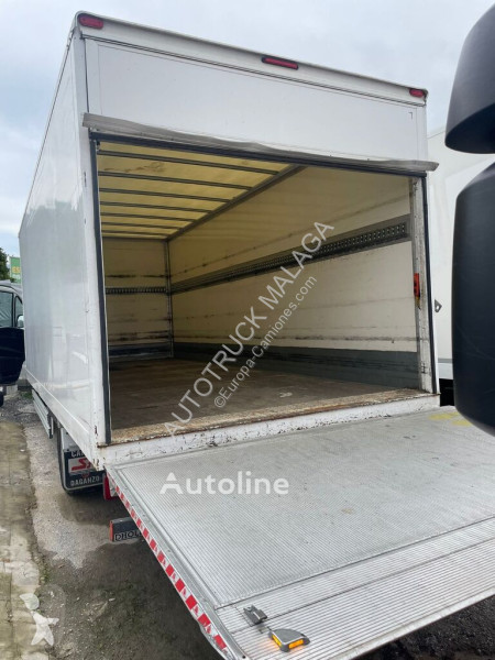 Autoutilitară Iveco 70C15