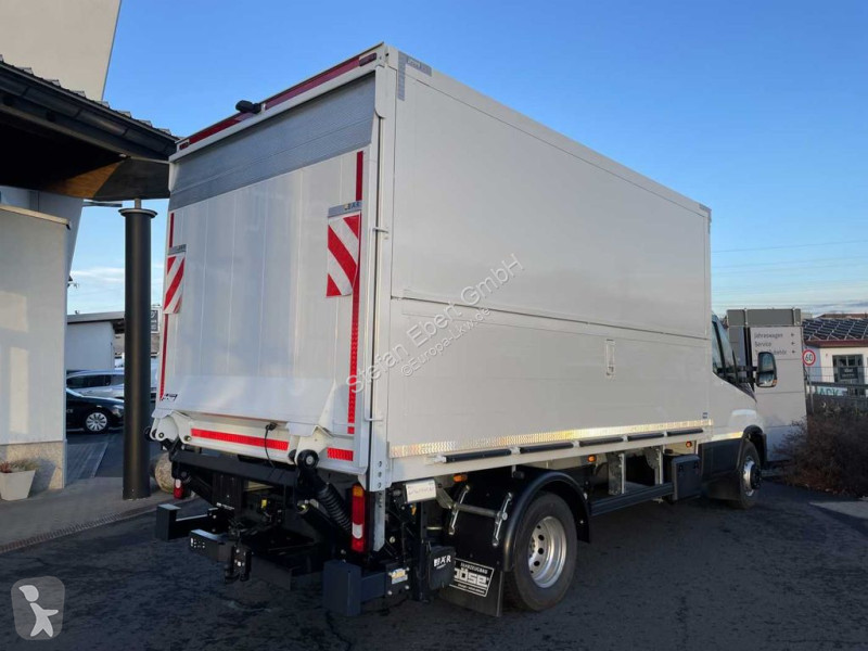 Camion Iveco 70C18 HA8 *LBW*Schwenkwandkoffer*