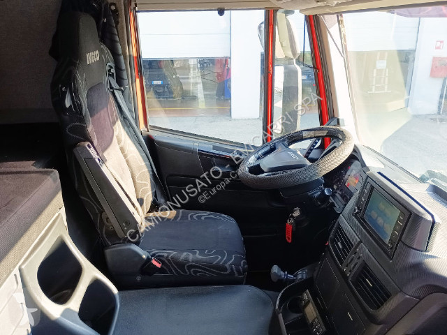 Kamion Iveco Stralis Hi-Way