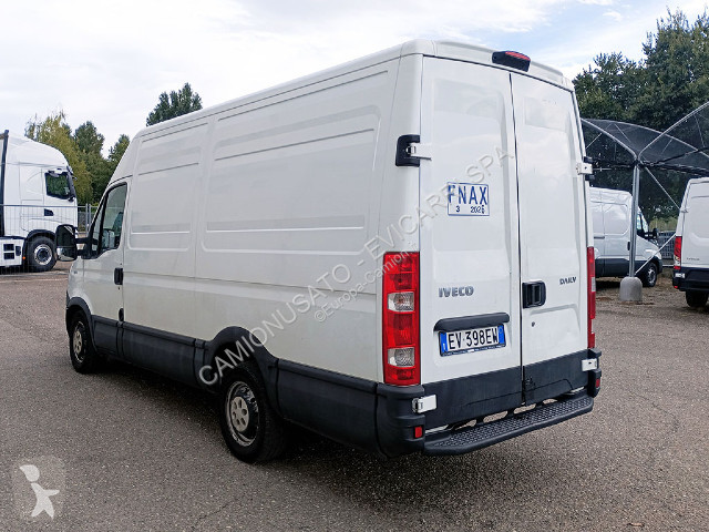 Furgoneta Iveco Daily 35S15 COIBENTATO