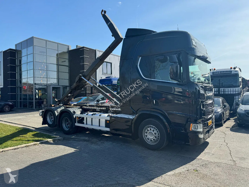 Kamion Scania R580 V8 6X2 VD HOOK 20T RETARDER...