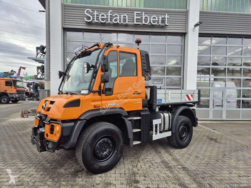 Camion Mercedes U423 4x4 Hydrostat Zapfwelle