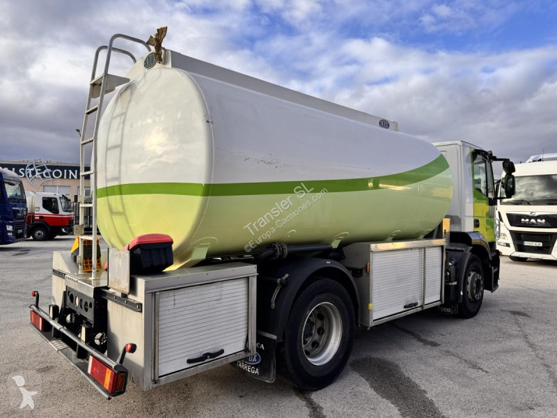 Camion Iveco  AD 190S 33/P