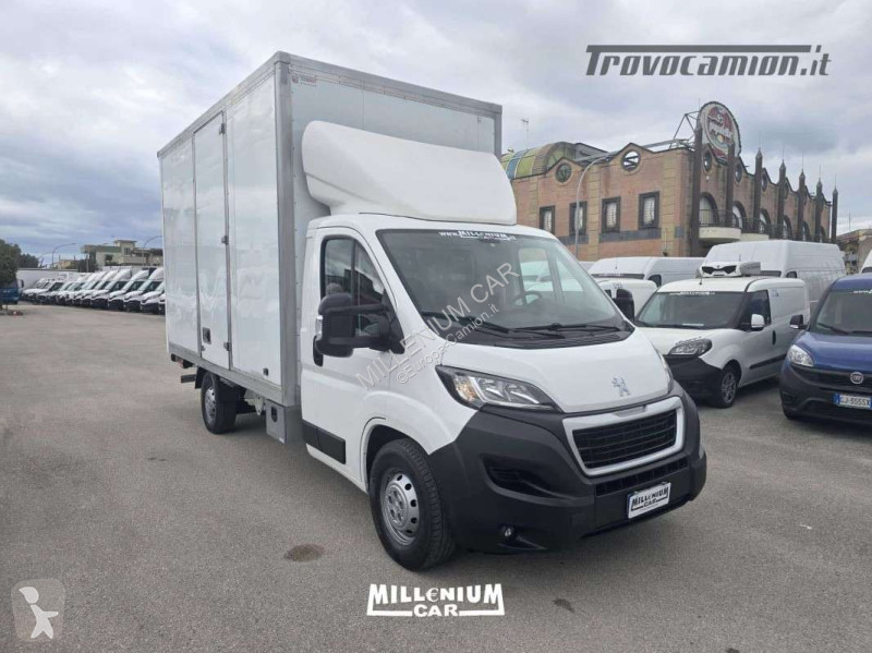 Veicolo commerciale Peugeot 2021 FURGONE 4,40...