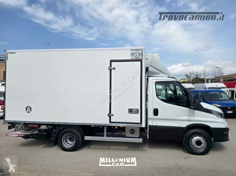 Veicolo commerciale Iveco 60-16 2020 CELLA 4,40...