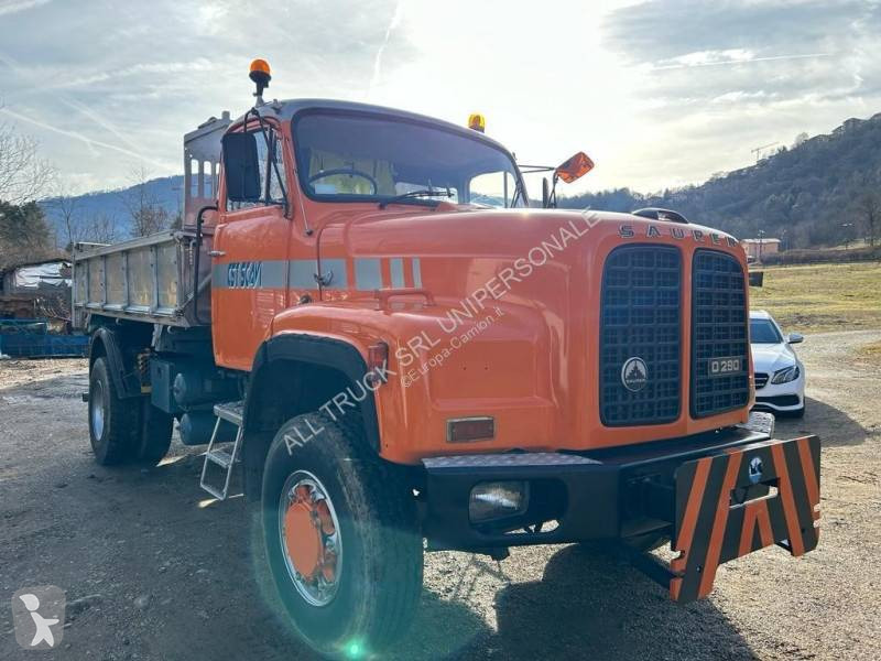 Camion Saurer