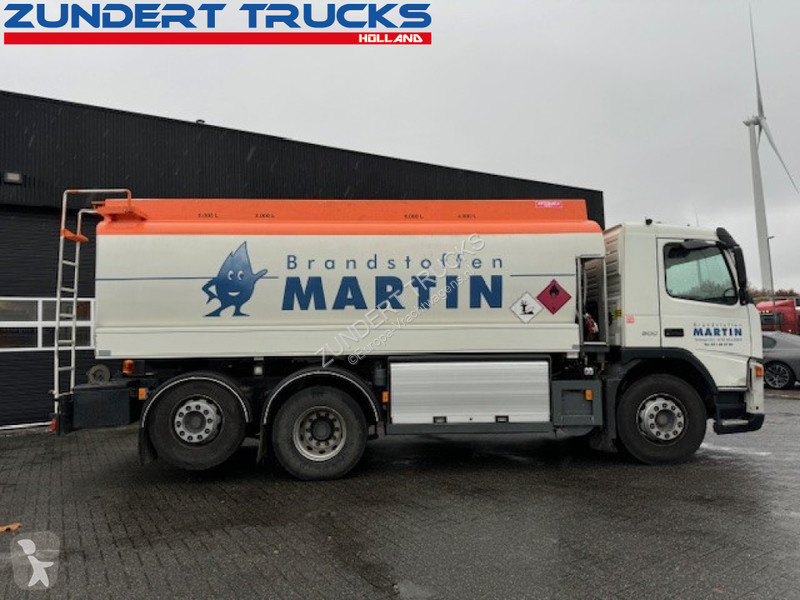 Camión Volvo 300 6X2 TANKWAGEN 4 COMP 18000 LITER