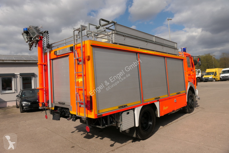 Camion Mercedes 1019 AF Rüstwagen 4x4 TOP ZUSTAND