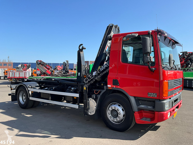 Camión DAF FA 75290 Hiab 11 Tonmeter laadkraan...
