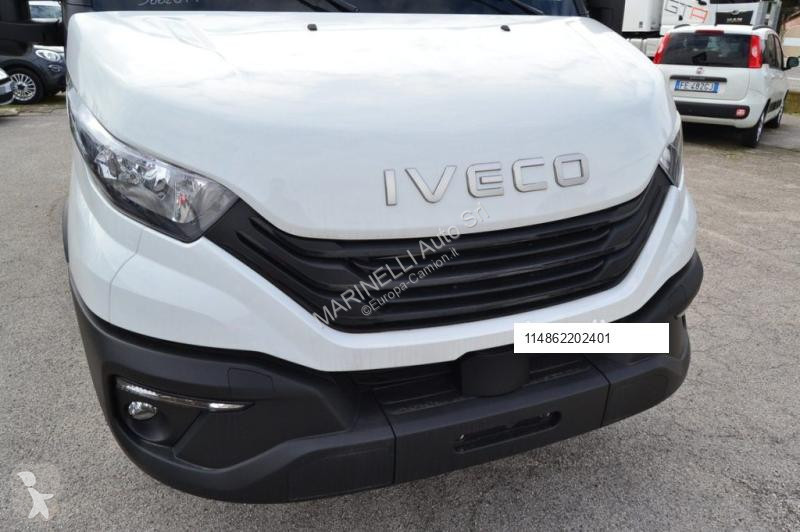 Furgoneta Iveco 35C14 2.3