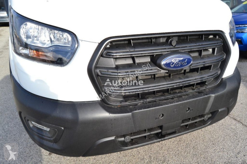 Véhicule utilitaire Ford 350 CASSONE...